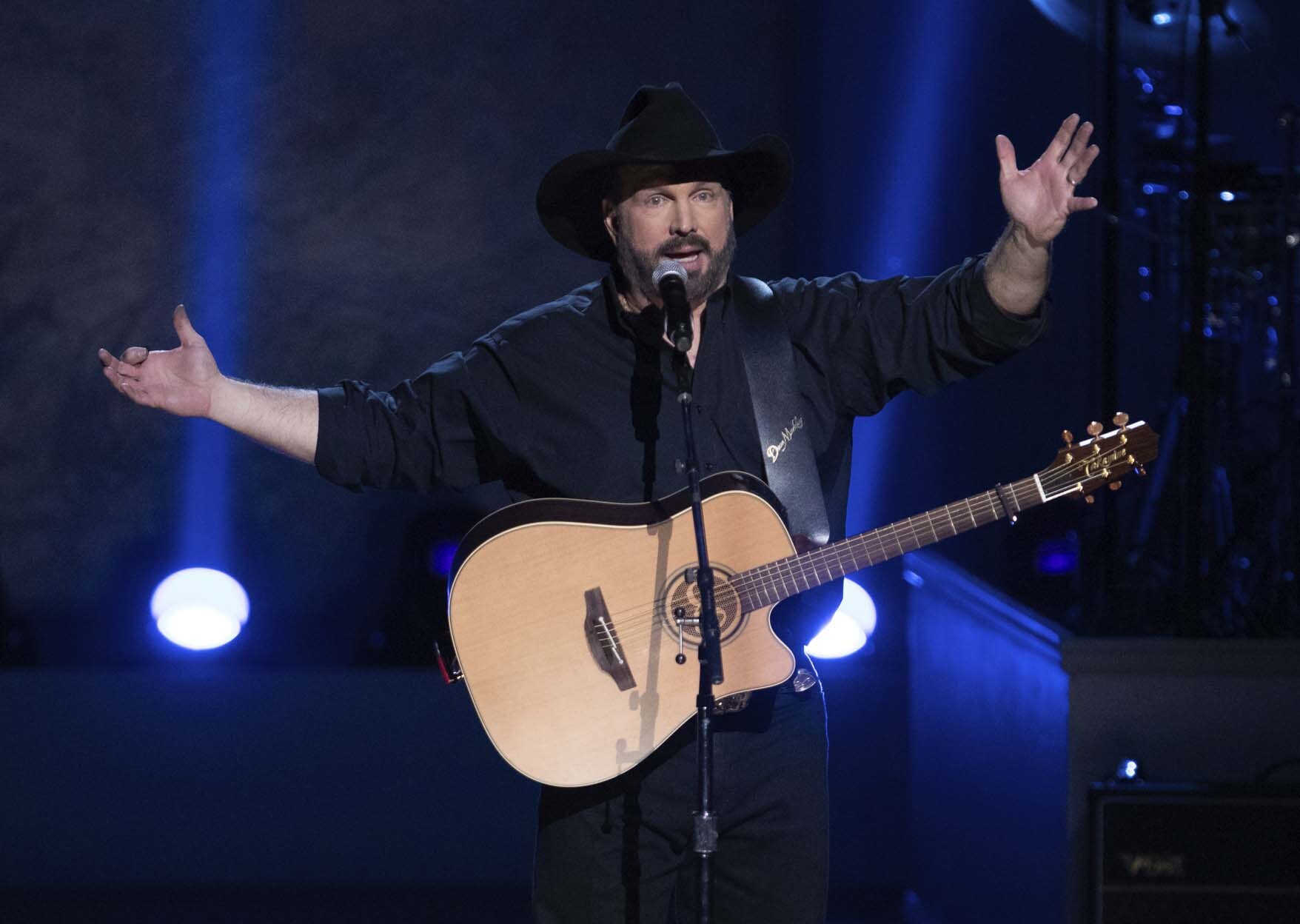 Updated traffic information for Garth Brooks concert at Highmark Stadium - Vimarsana News