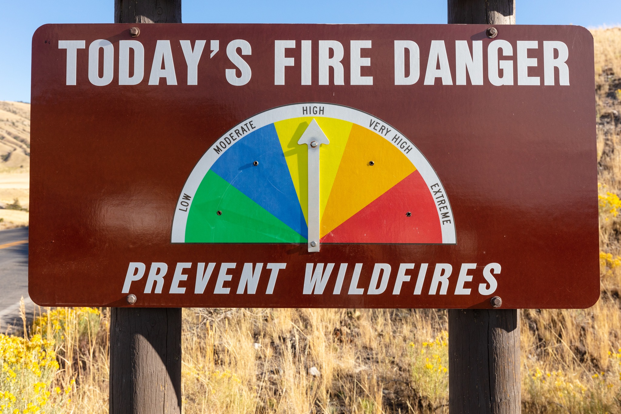 Fire danger in Yellowstone National Park raised to 'High' - Vimarsana News