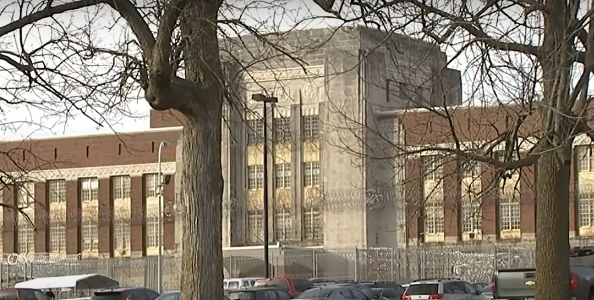 Lawsuit accuses FMC Lexington guard of raping former inmate - Vimarsana News